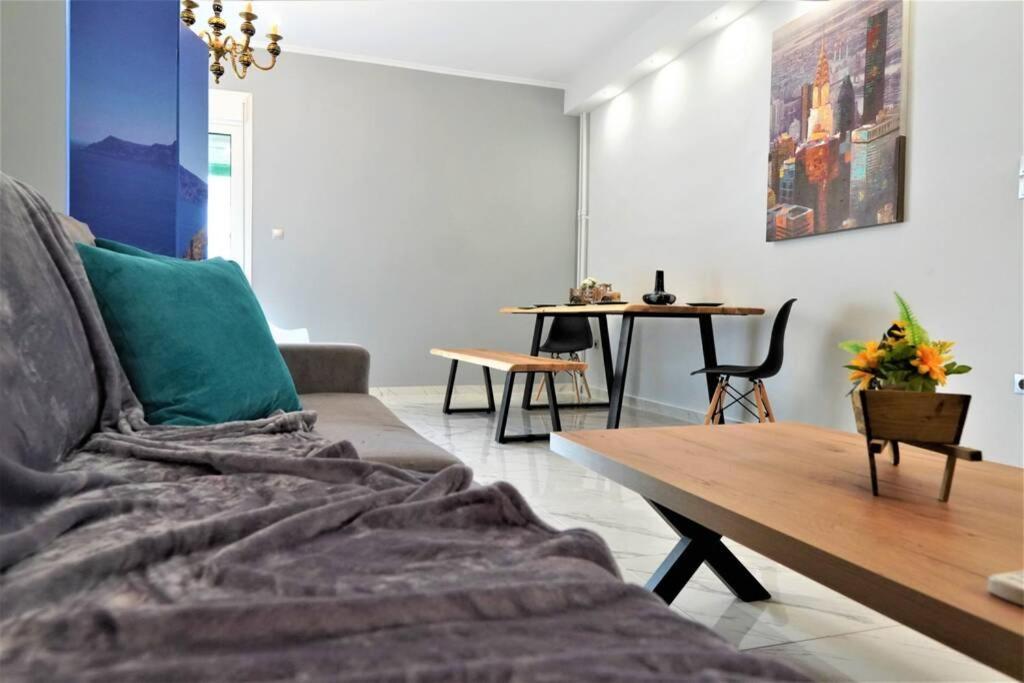 3bd Next To Metro Luxury *