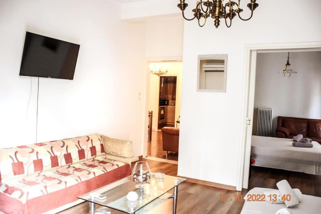 3bd Next To Metro Luxury Apartmán Atény